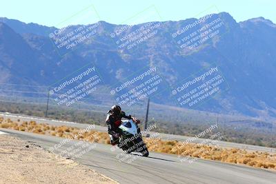 media/Jan-09-2022-SoCal Trackdays (Sun) [[2b1fec8404]]/Turn 8 (1045am)/